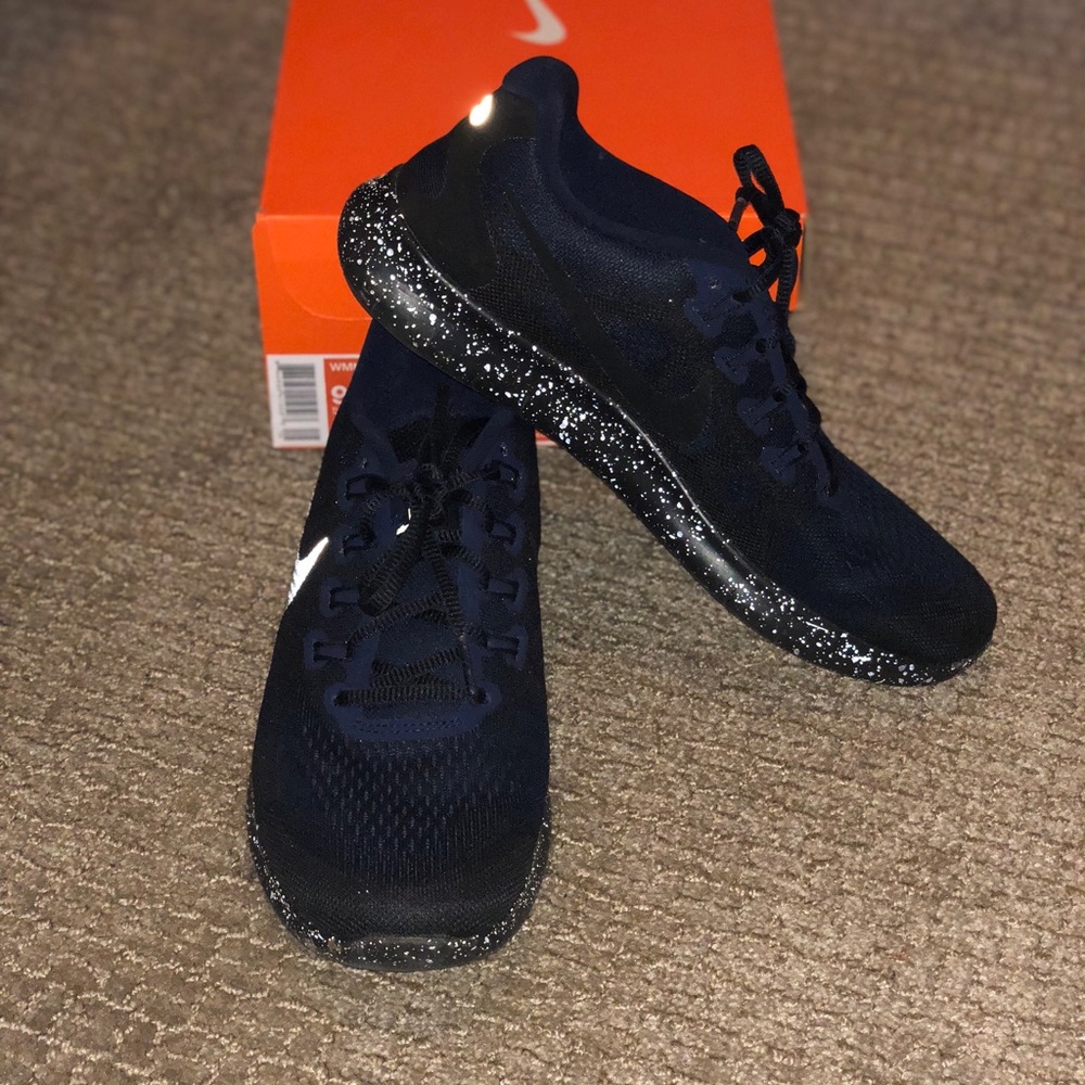 Women’s Nike Free RN 2017 Shield